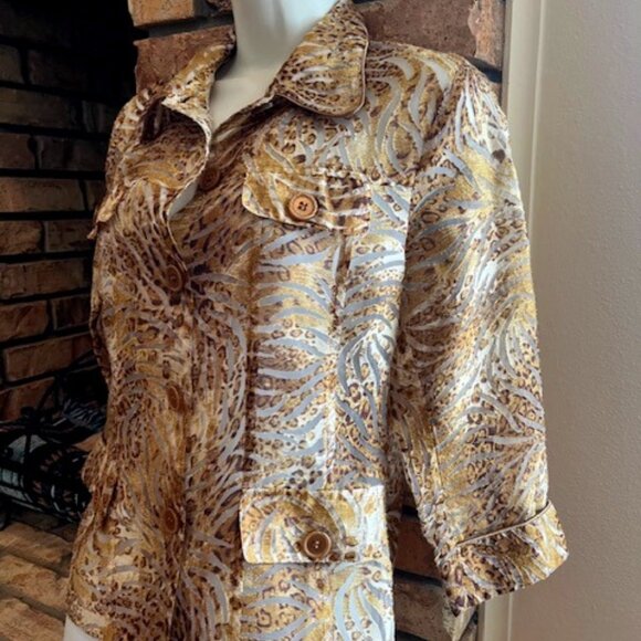 Sheer Button-down Shirt or Jacket - Picture 3 of 10